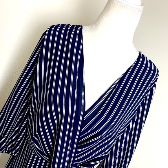 NEW CHELSEA28 Pinstripe Ruched Long Sleeve DRESS - Picture 3 of 8